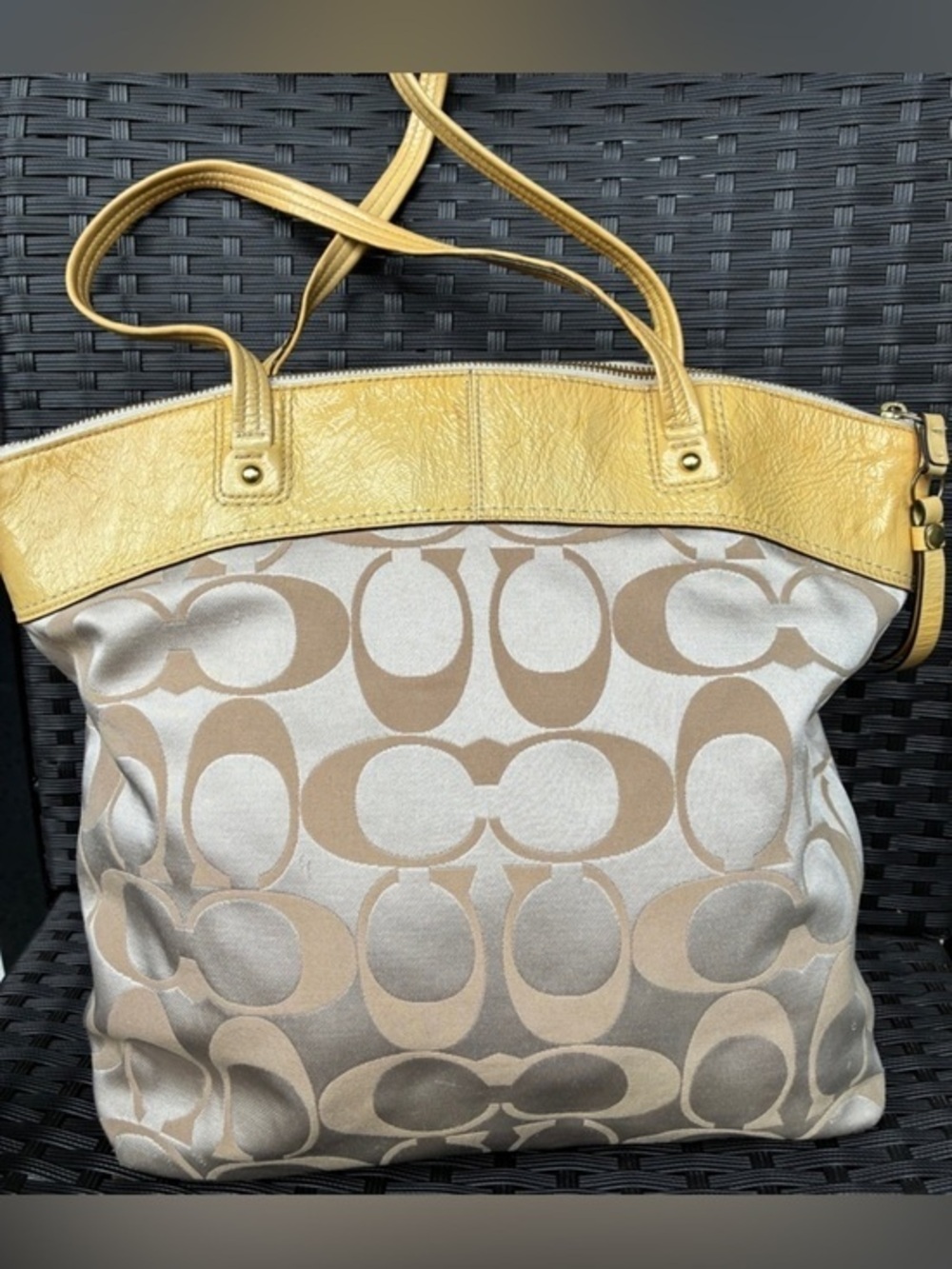VINTAGE Y2K COACH BAG